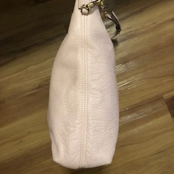 Michael Kors Leather Shoulder Bag EUC - Picture 8 of 15